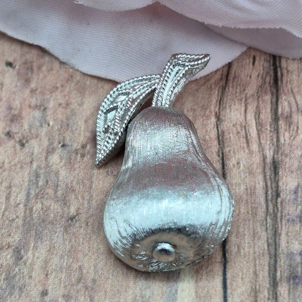 Vintage Crown Trifari Pear Fruit Pin Brooch Brushed Silver Tone Signed 1"